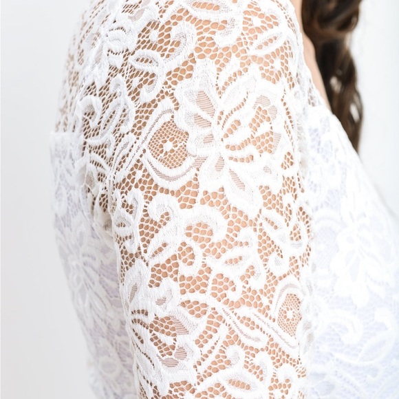 Lace V-Neck Maternity Bodycon Dress in White/Offwhite. Small. NWT! - Picture 4 of 7